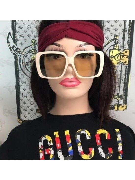 New Authentic Gucci GG0567SAN 006 Cream Sunglasses with Yellow Lenses